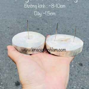 Đế gỗ cắm thú bông